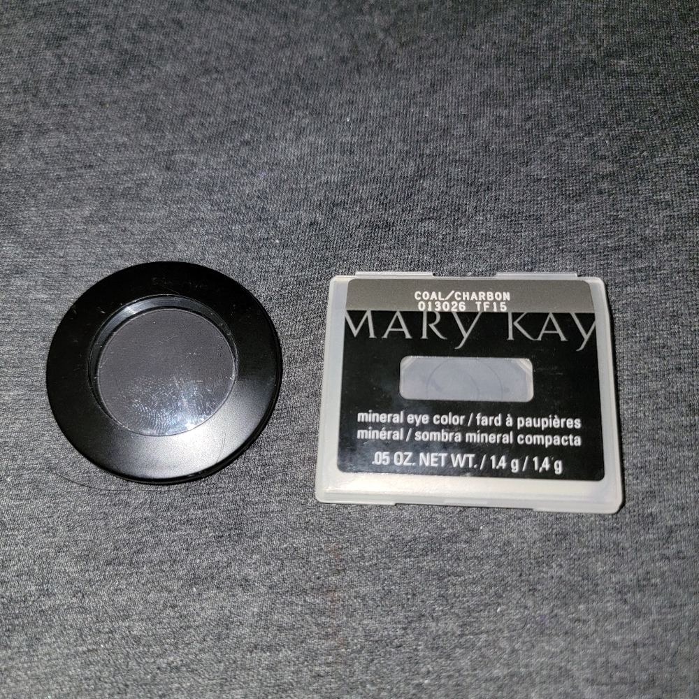 Eye Shadow Set - Set of 2 -  Black/Grey - Sample Size - NEW